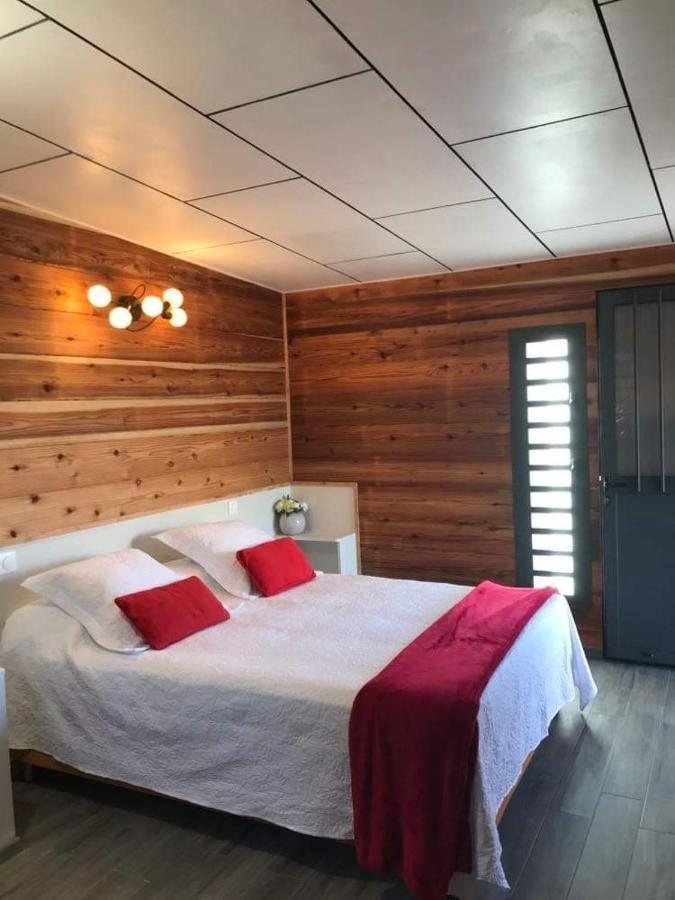 Villa Niagara Avec Spa Sainte-Suzanne Exteriér fotografie