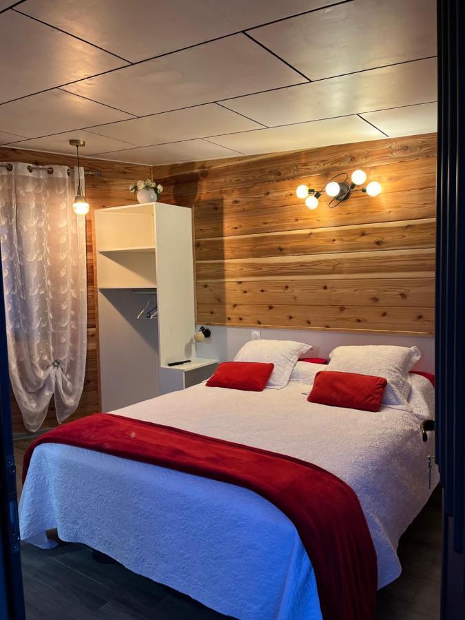 Villa Niagara Avec Spa Sainte-Suzanne Exteriér fotografie